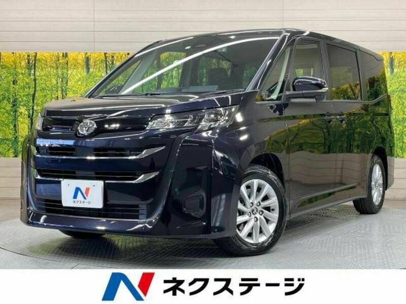 TOYOTA　NOAH