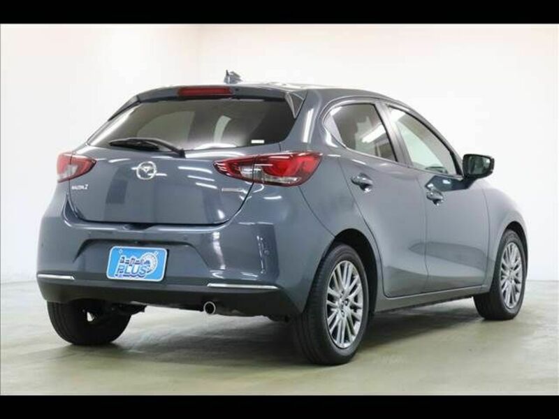 MAZDA2-18