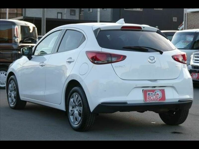 MAZDA2-17