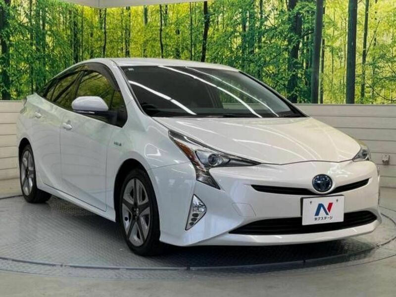 PRIUS-16