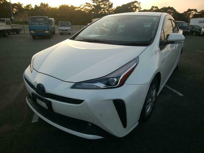 PRIUS-16