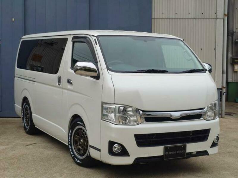 HIACE VAN-13