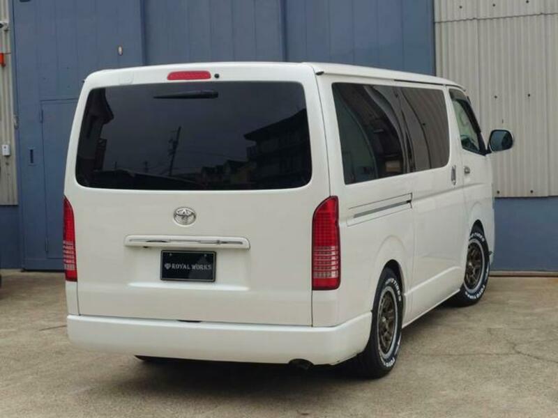 HIACE VAN-9