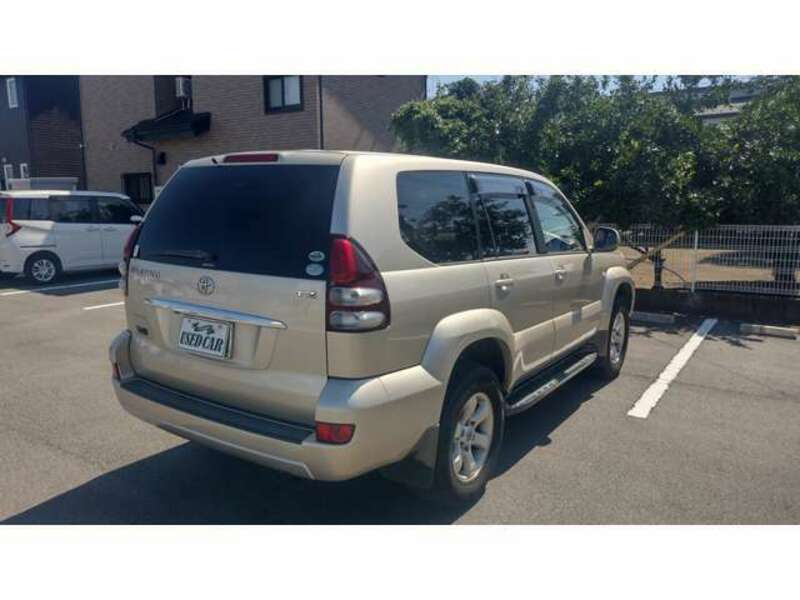 LAND CRUISER PRADO-1