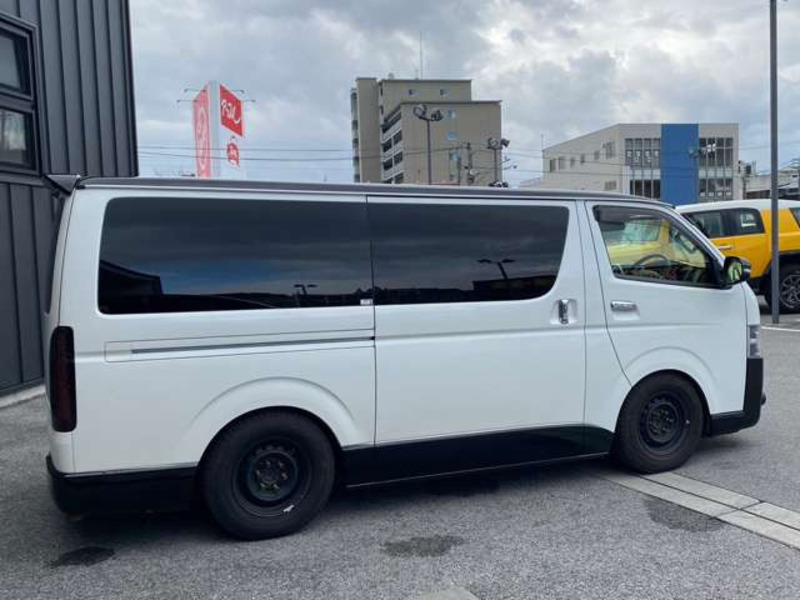 HIACE VAN-10