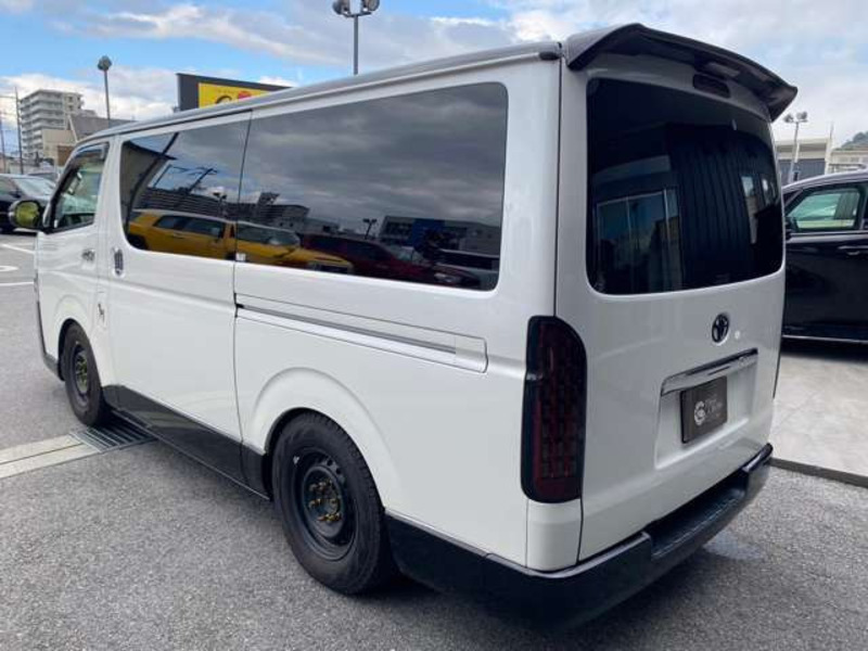 HIACE VAN-13