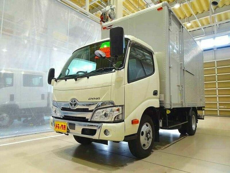 TOYOTA　DYNA