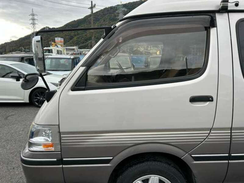 HIACE-4