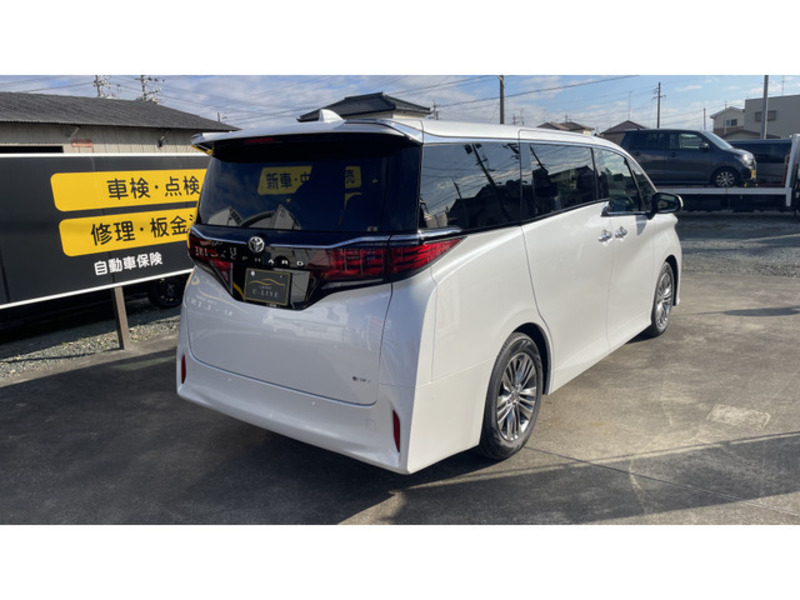 ALPHARD-5