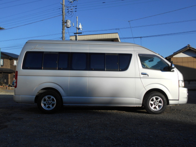 HIACE VAN-7