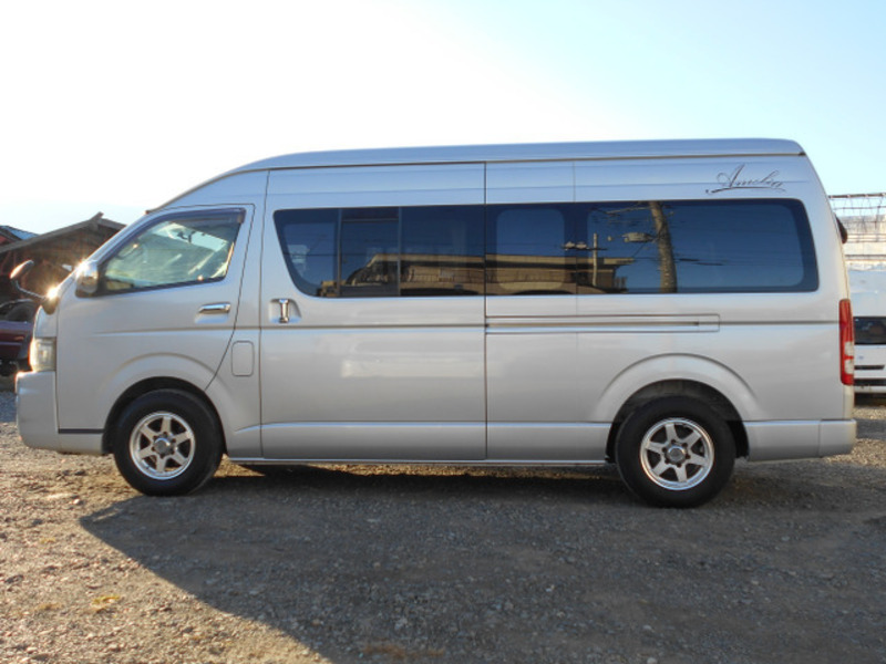 HIACE VAN-3