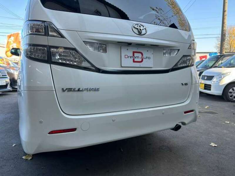 VELLFIRE-12