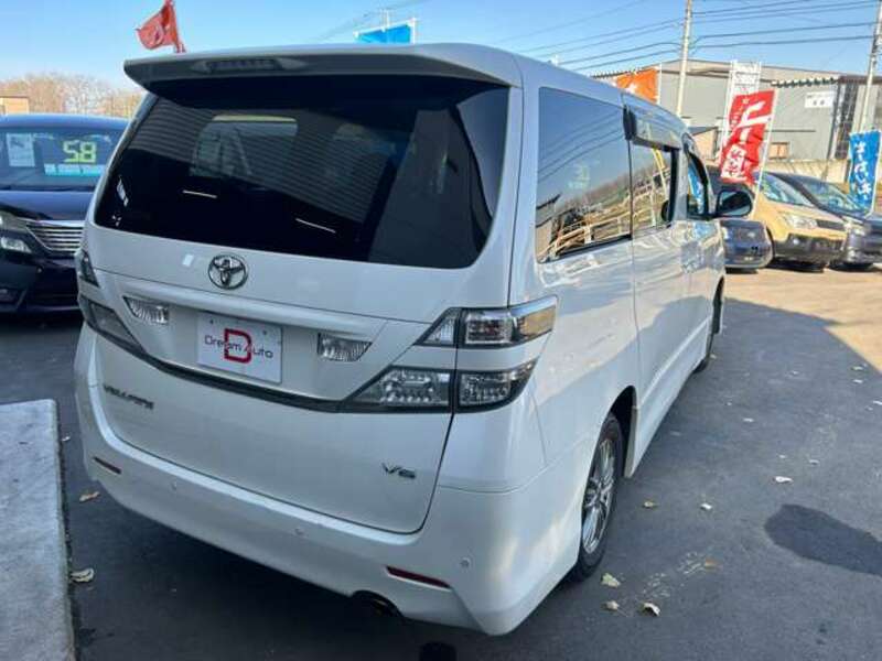 VELLFIRE-10