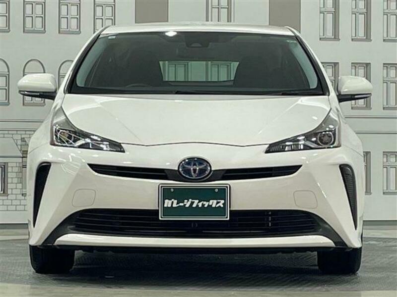 PRIUS-17