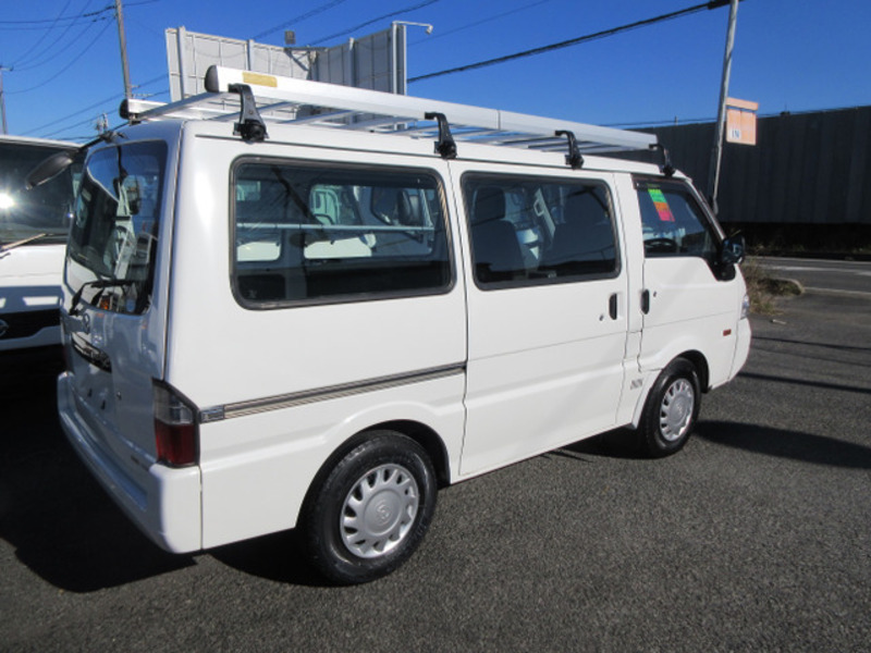 BONGO VAN-7