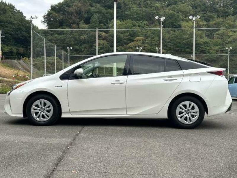 PRIUS-1