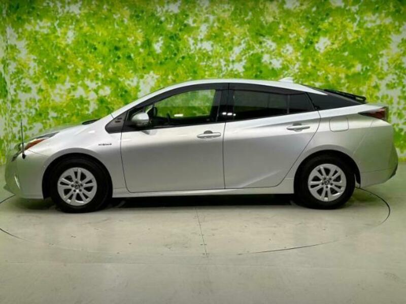 PRIUS-1