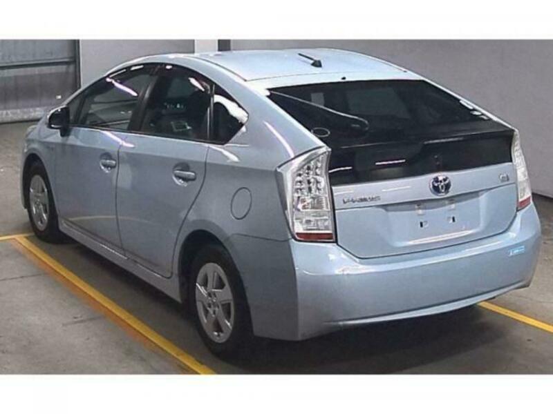 PRIUS-5