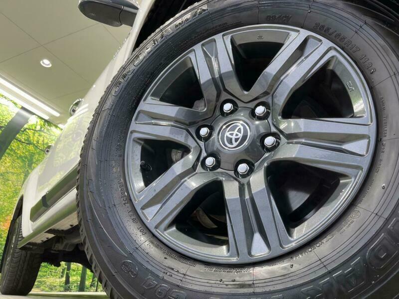 HILUX-51