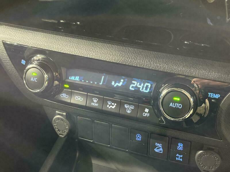 HILUX-13