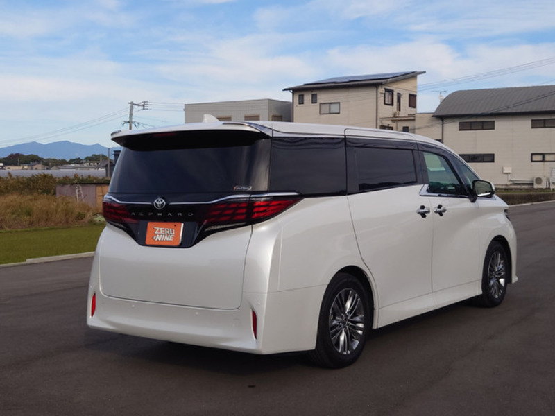 ALPHARD-1