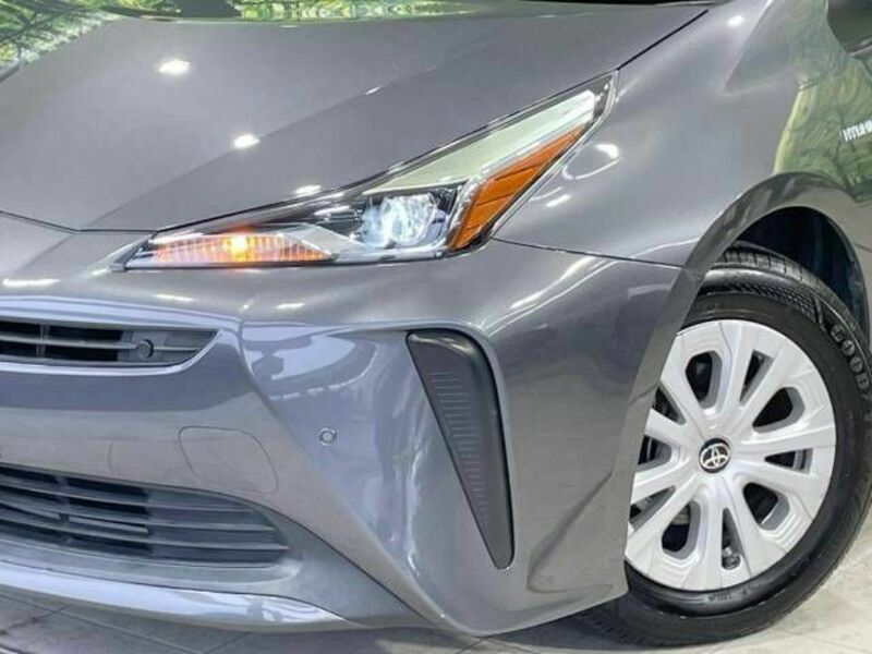 PRIUS-12