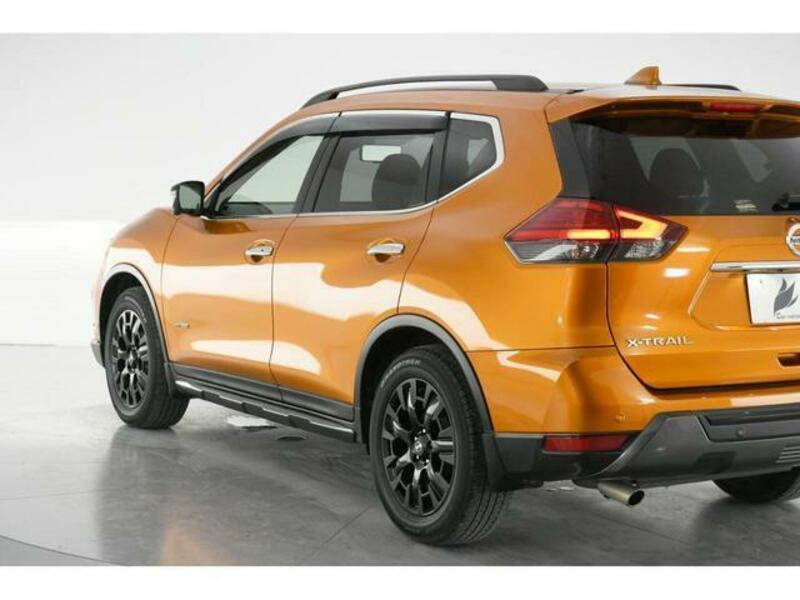 X-TRAIL-16