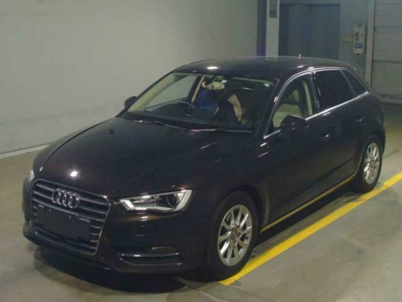 AUDI　A3