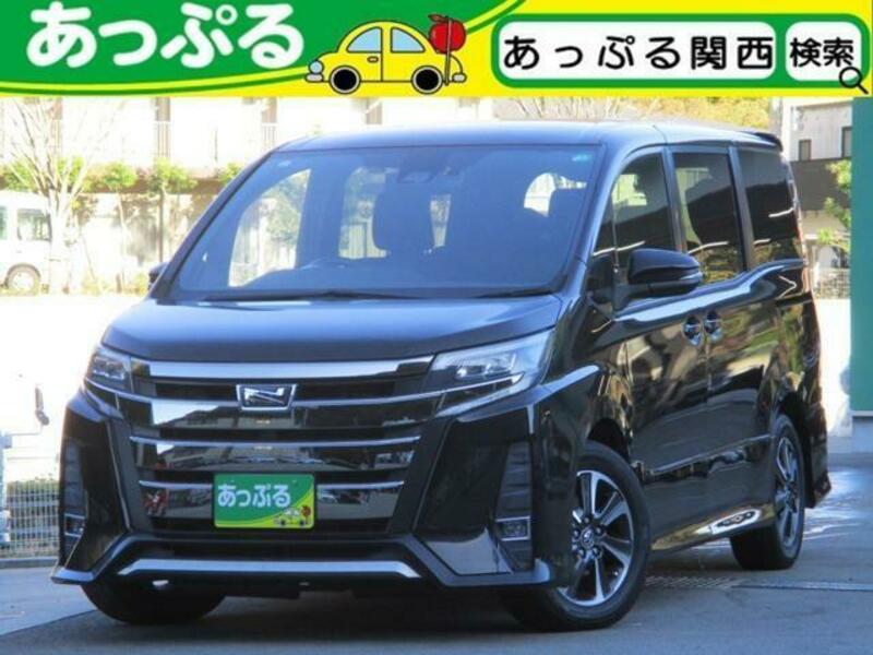 TOYOTA　NOAH