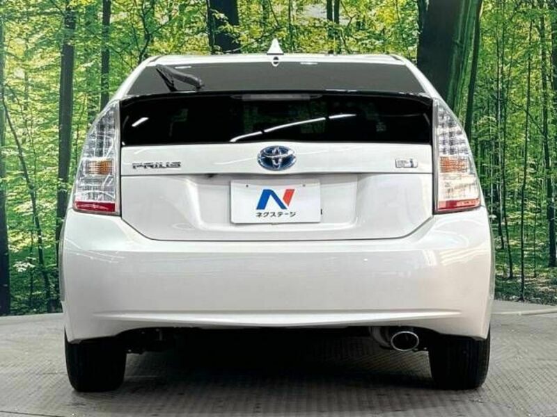 PRIUS-15