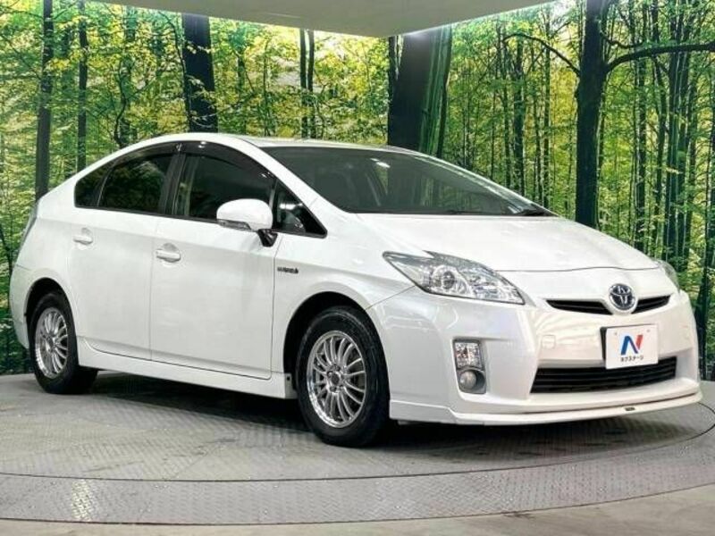 PRIUS-16