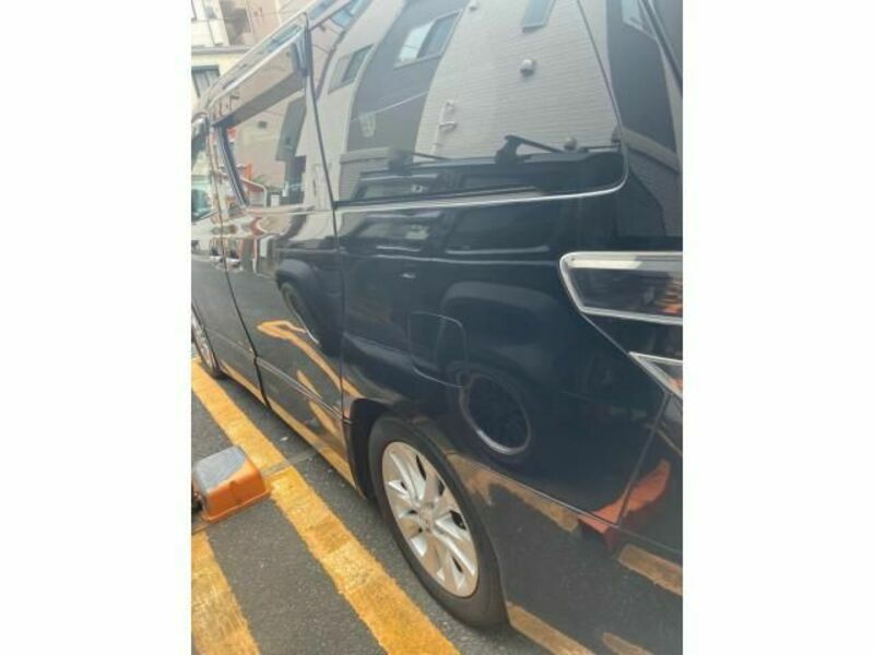 VELLFIRE-5