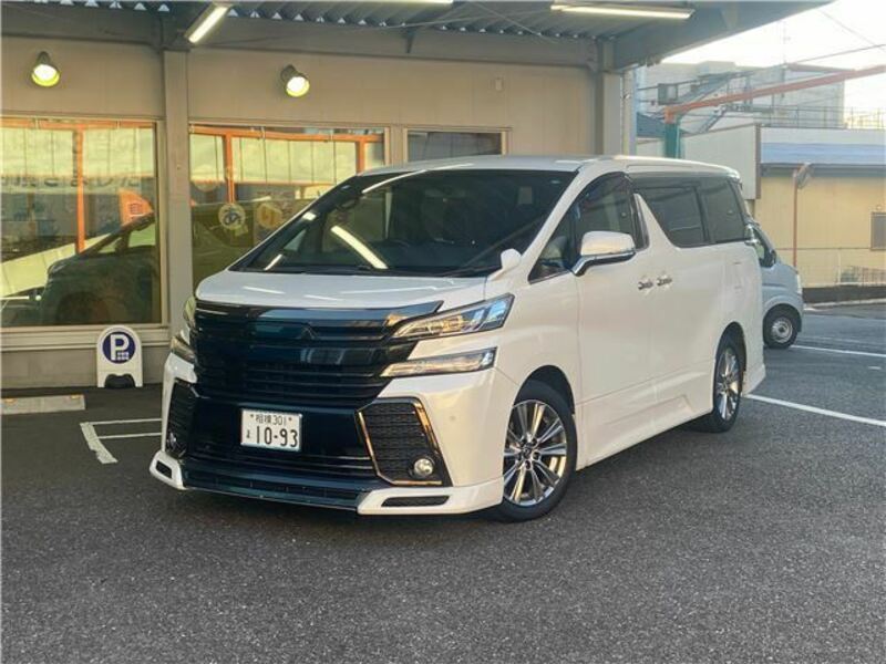 TOYOTA　VELLFIRE