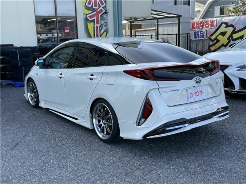 PRIUS PHV-7