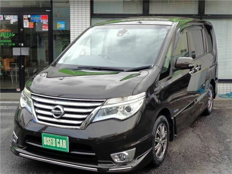 NISSAN　SERENA