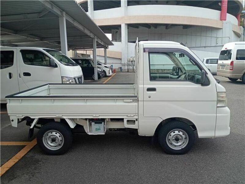 HIJET TRUCK-1