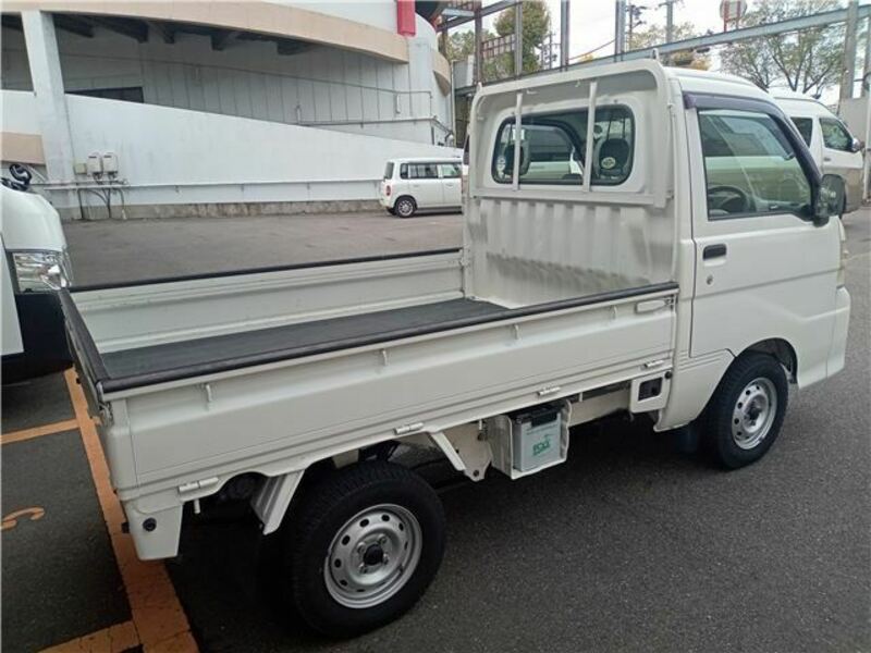 HIJET TRUCK-2