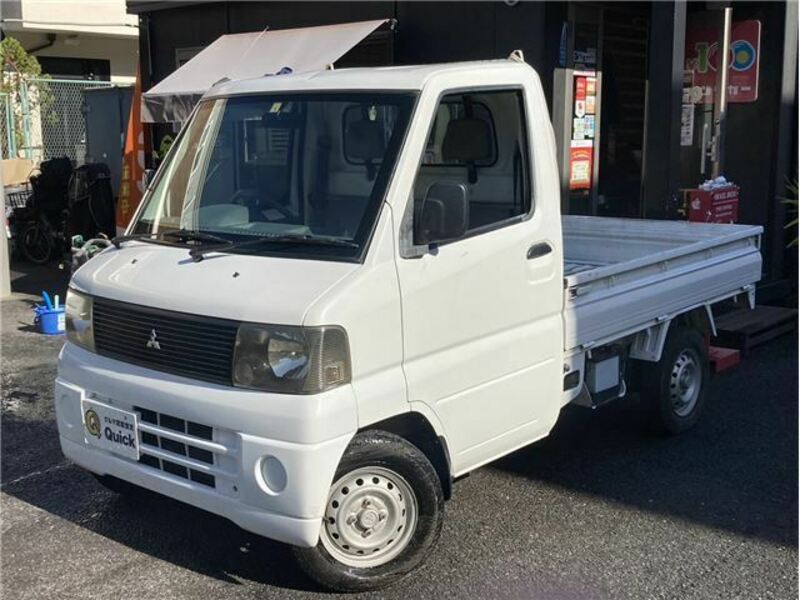 MITSUBISHI　MINICAB TRUCK