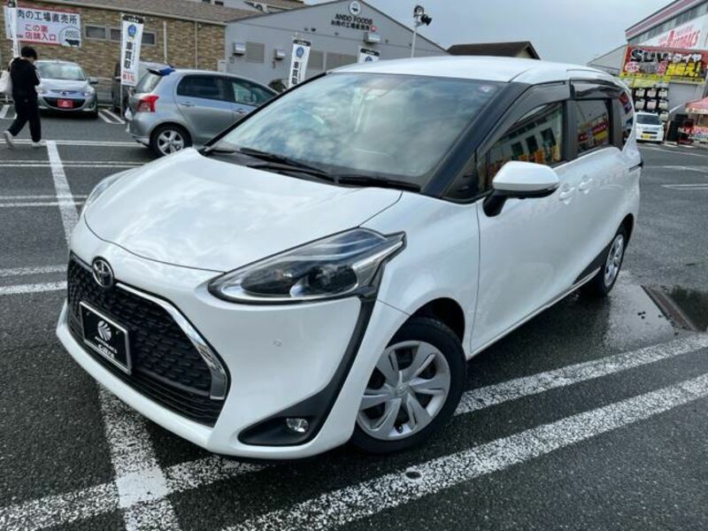 TOYOTA　SIENTA