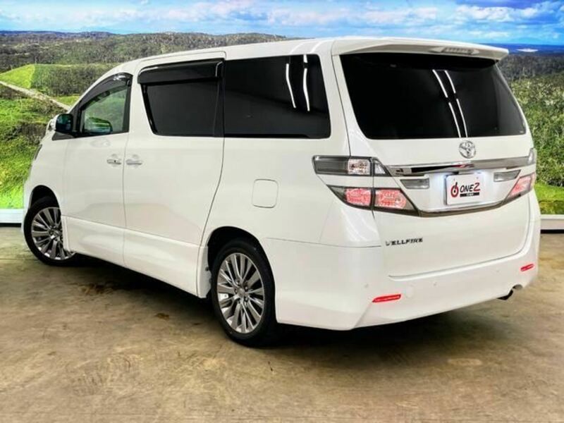 VELLFIRE-15