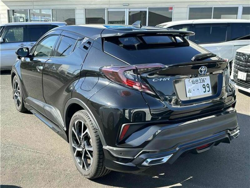 C-HR-6