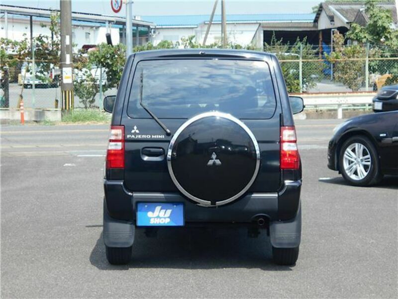 PAJERO MINI-1