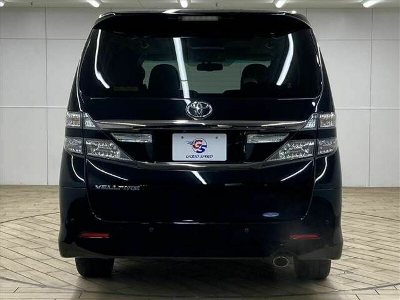 VELLFIRE-14