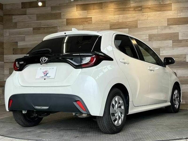 YARIS-16