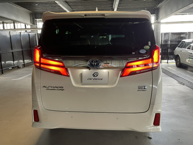 ALPHARD-8