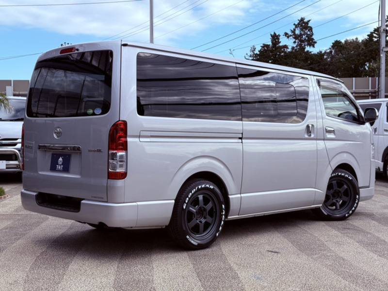 HIACE VAN-2