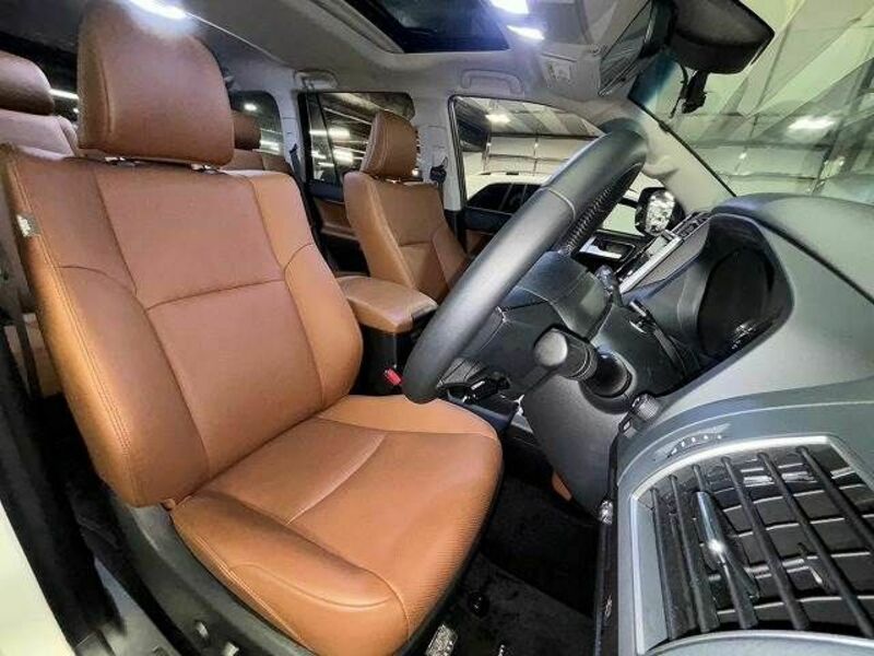 LAND CRUISER PRADO-4