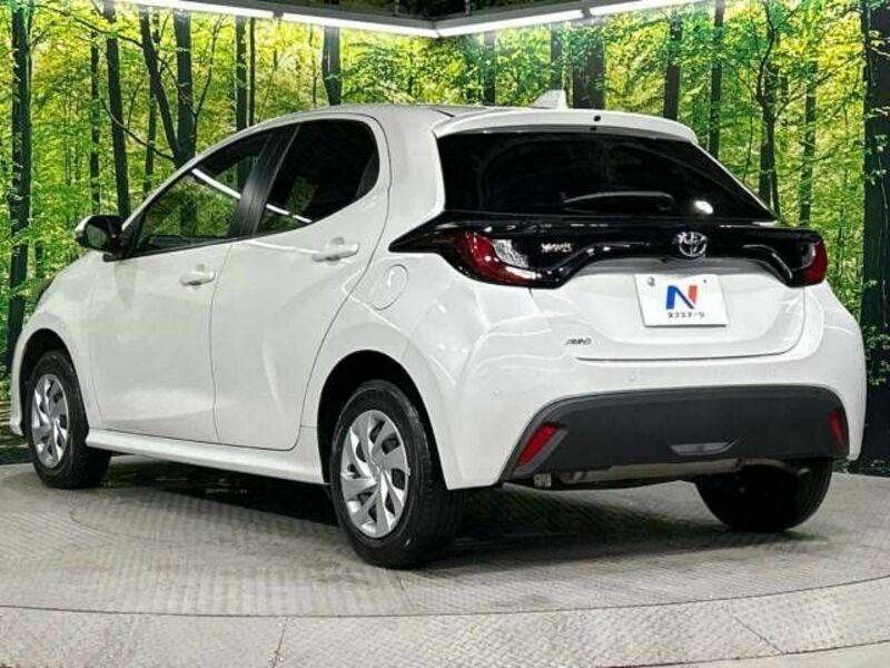 YARIS-17