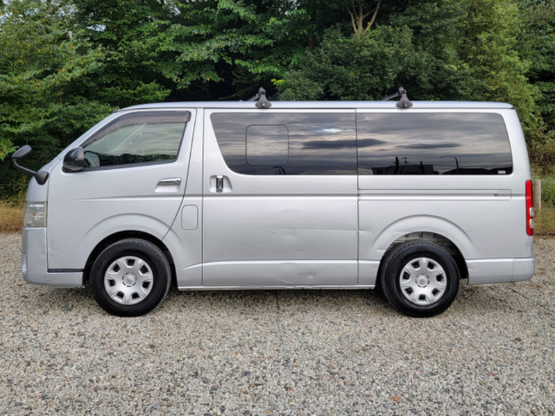 HIACE VAN-4