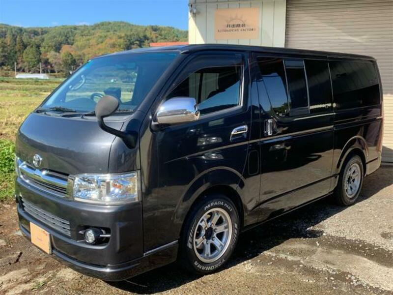 HIACE VAN-4